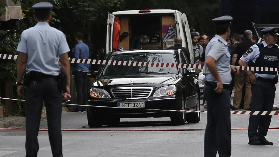 Σύζυγος Παπαδήμου: Από τύχη γλιτώσαμε την καταστροφή -Δείτε βίντεο